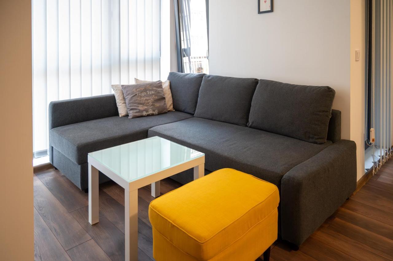 Bright Studio In The City Center Sofia Exterior photo